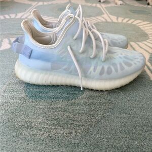 Yeezy Mono Ice